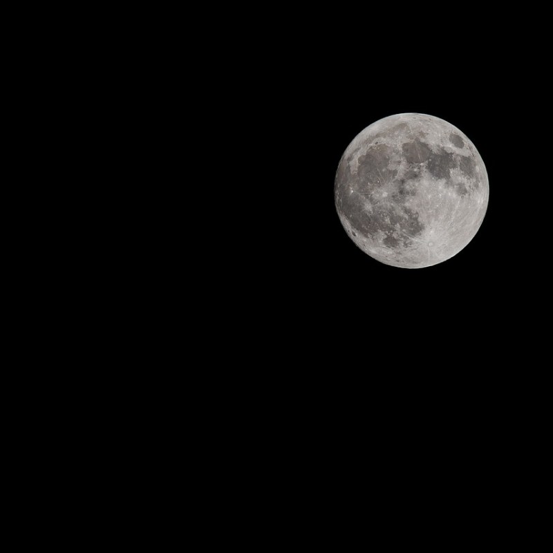 Kigo: Luna de otoño (名月, めいげつ,&nbsp;meigetsu)